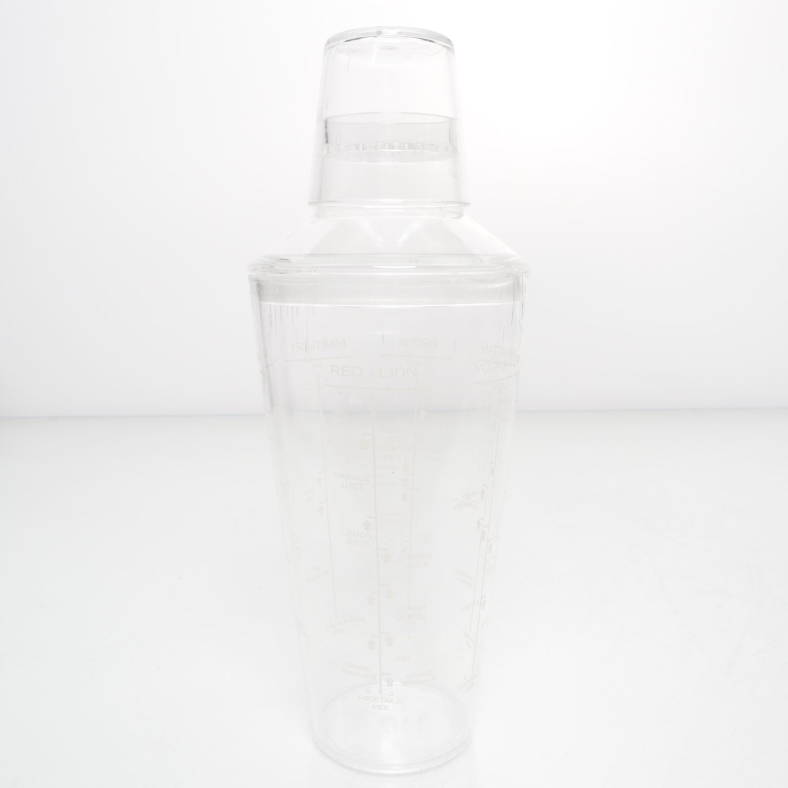 Cocktail shaker