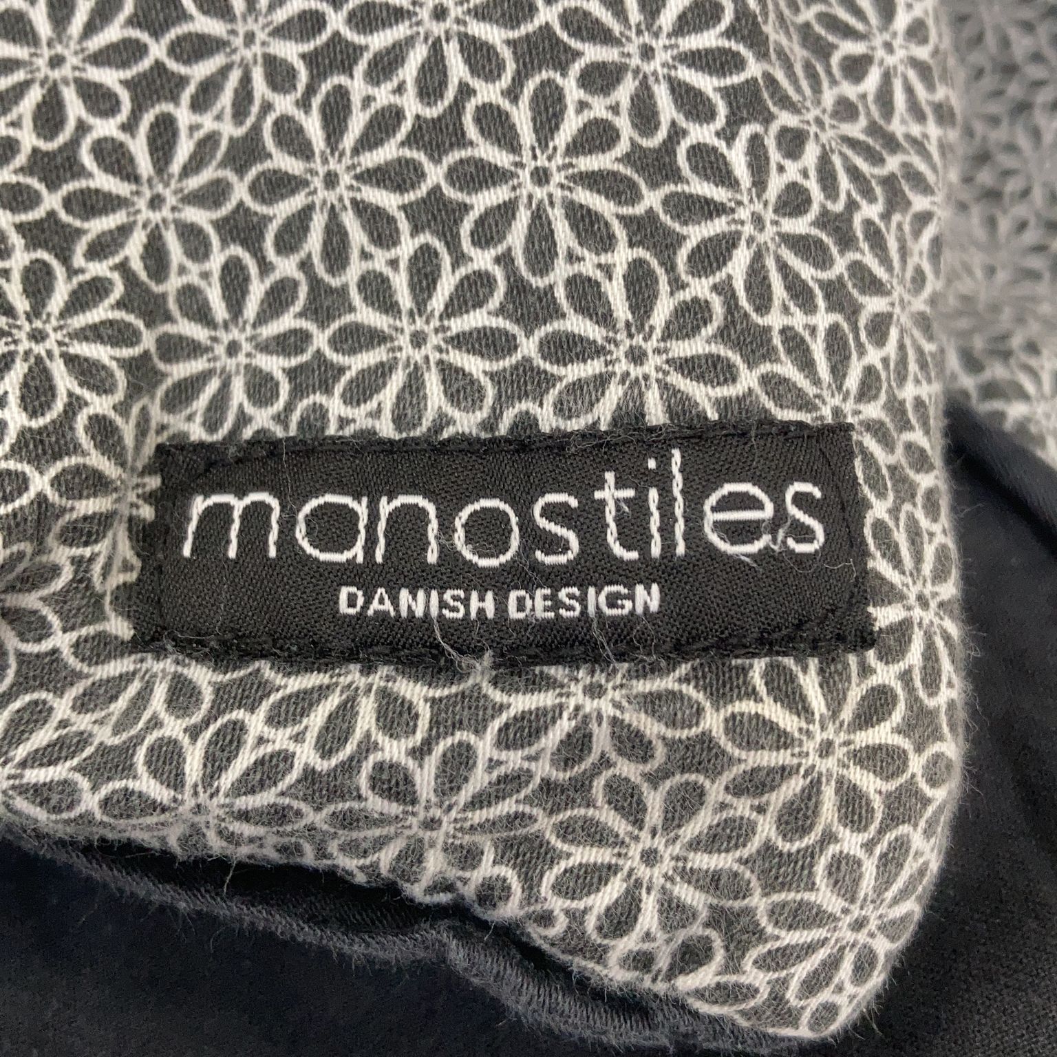 Manostiles