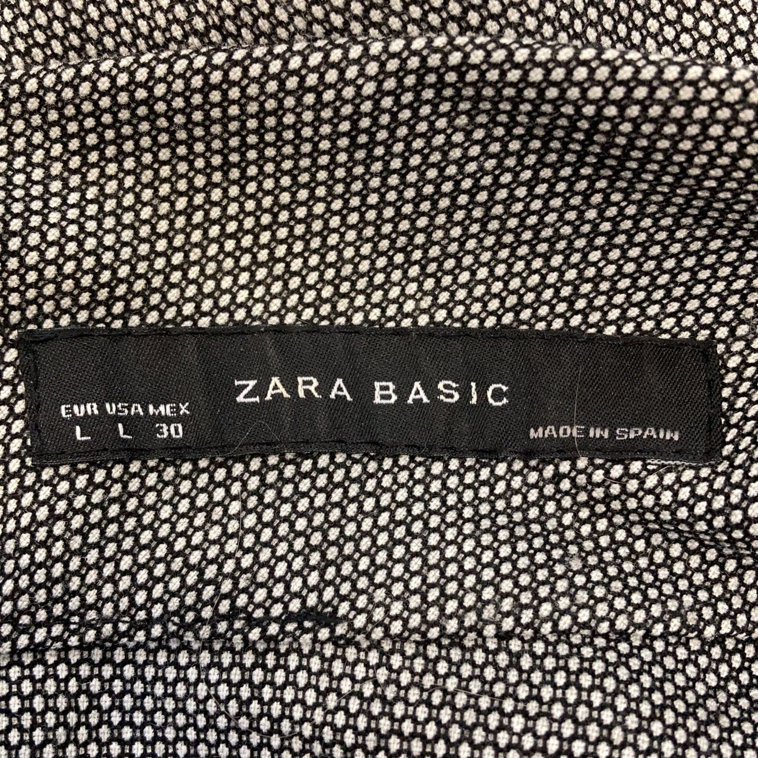 Zara Basic