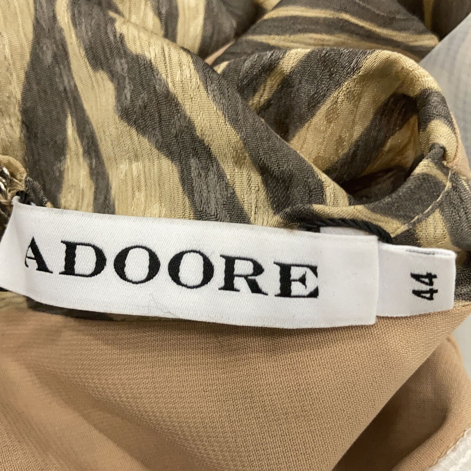 Adoore