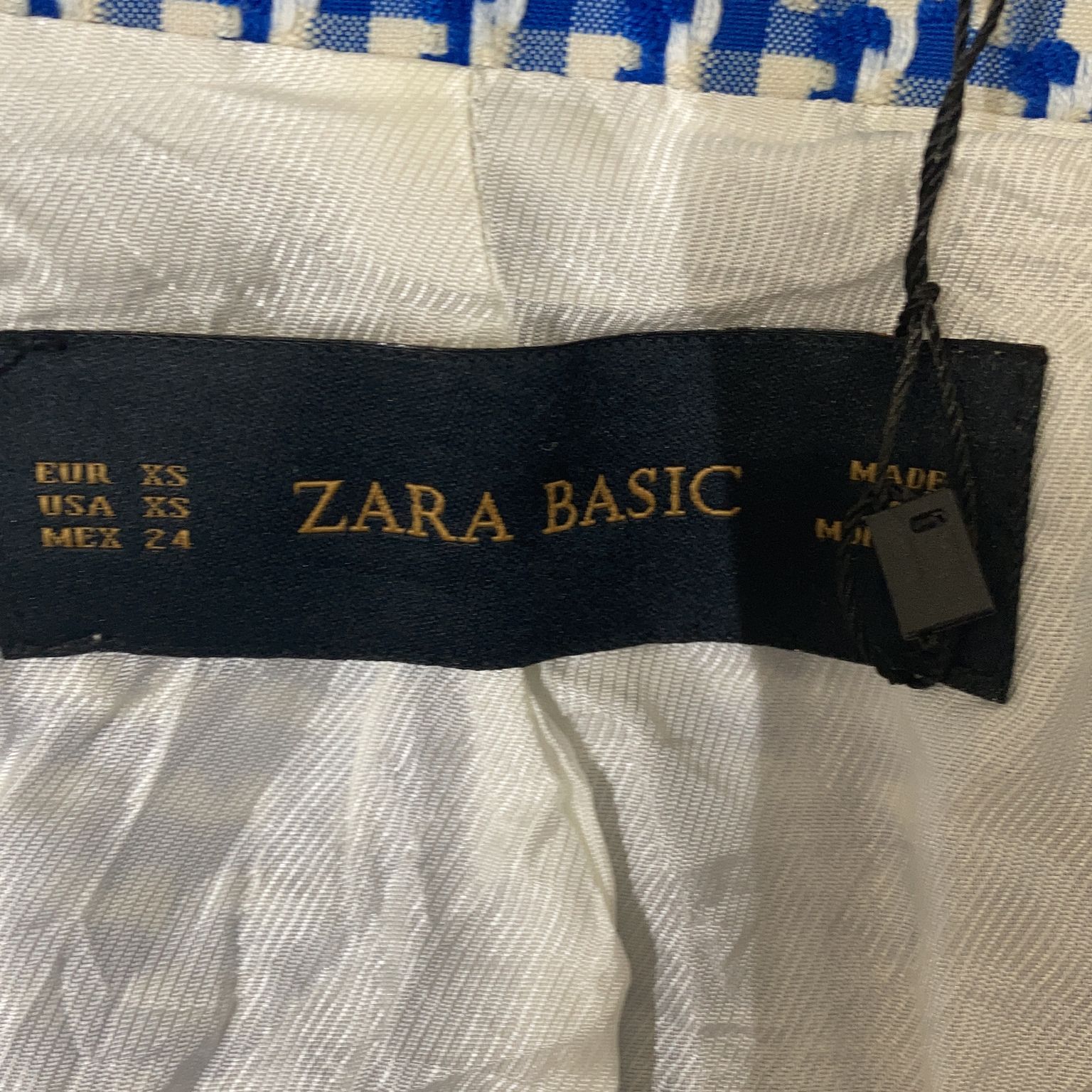 Zara Basic