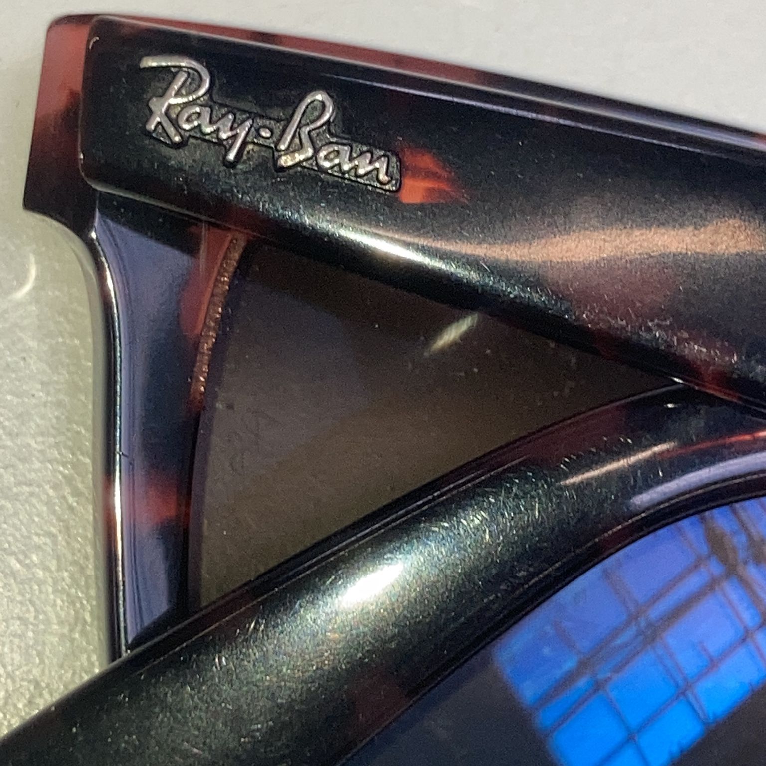 Ray-Ban