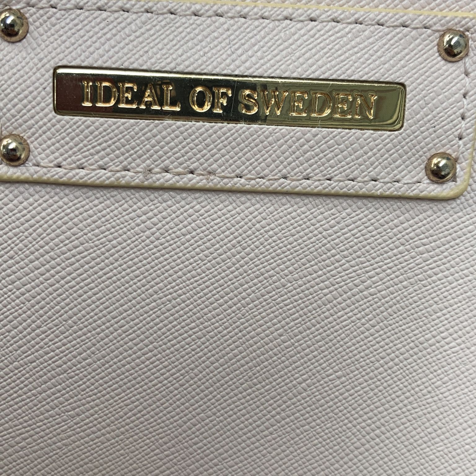 iDeal of Sweden