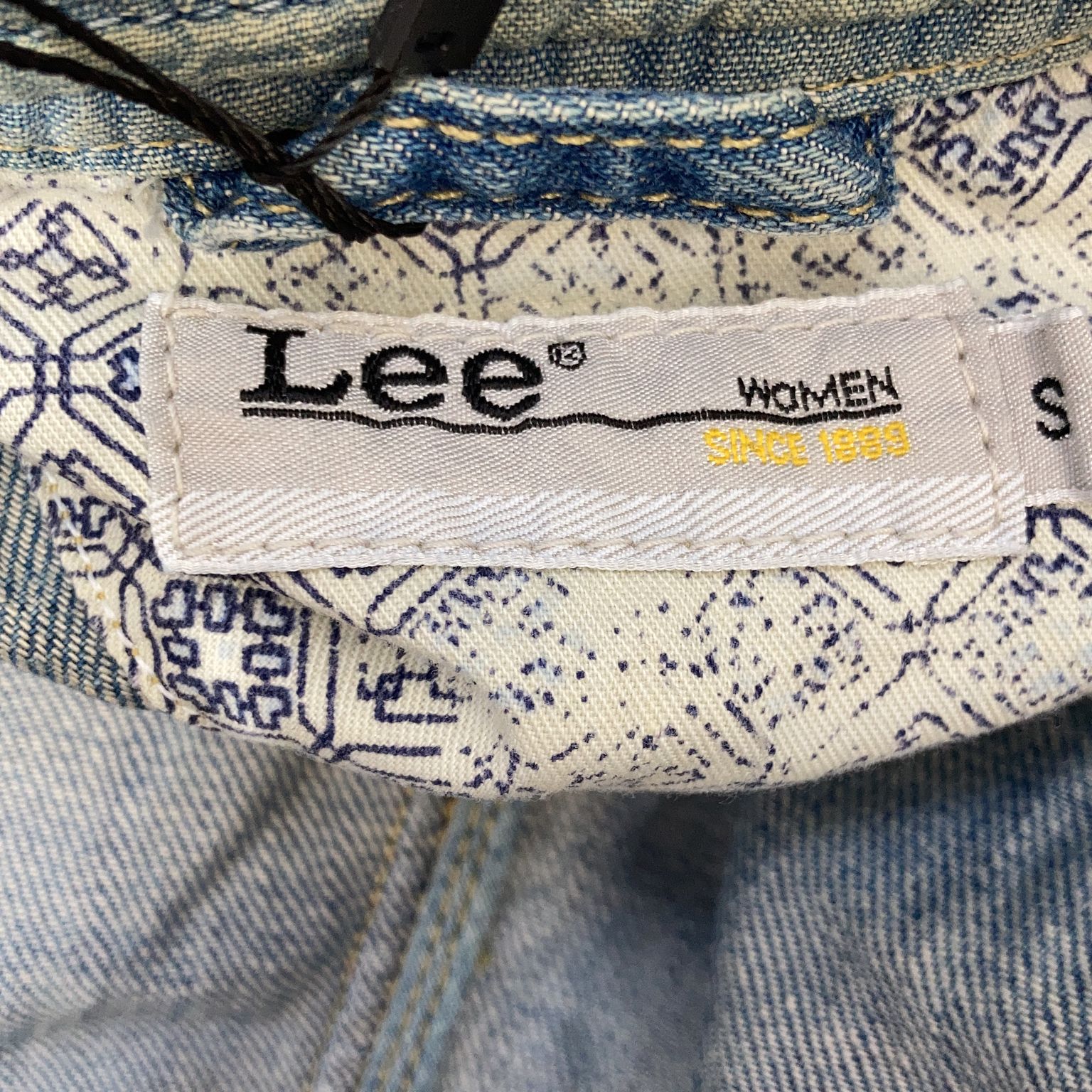 Lee