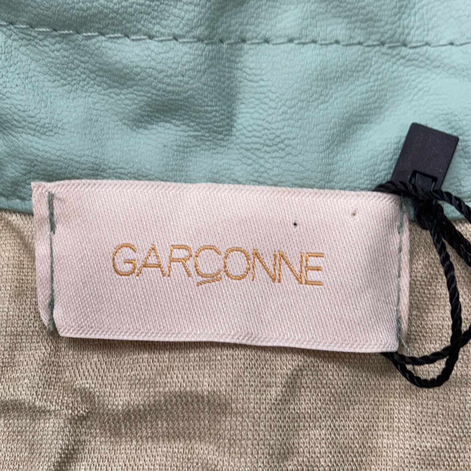 Garconne