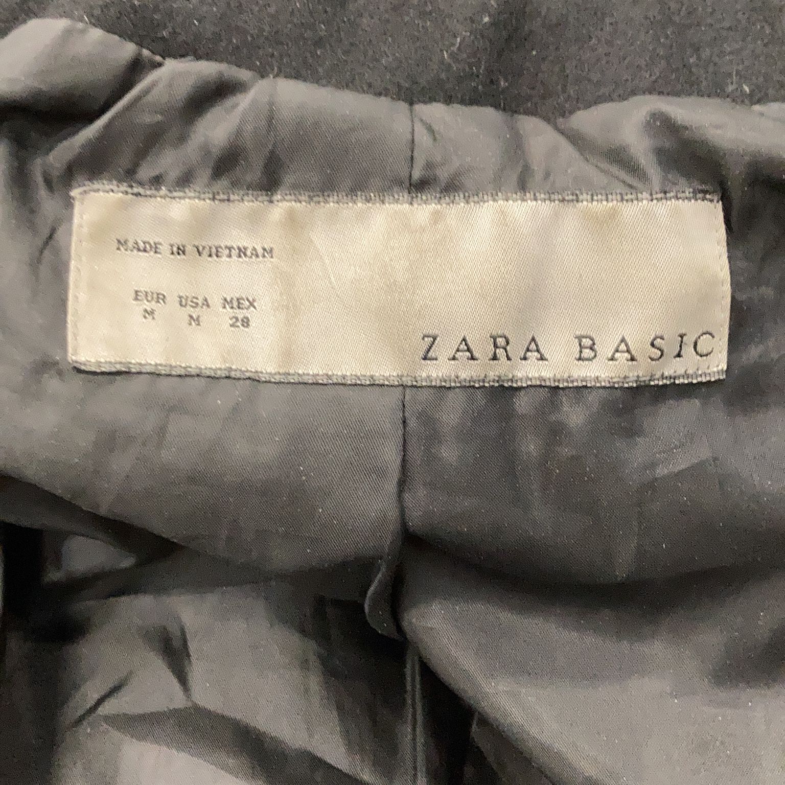 Zara Basic