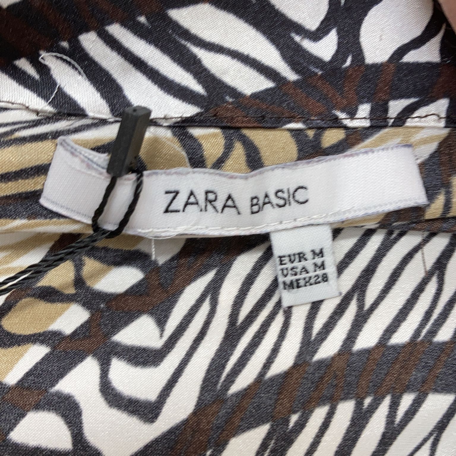 Zara Basic