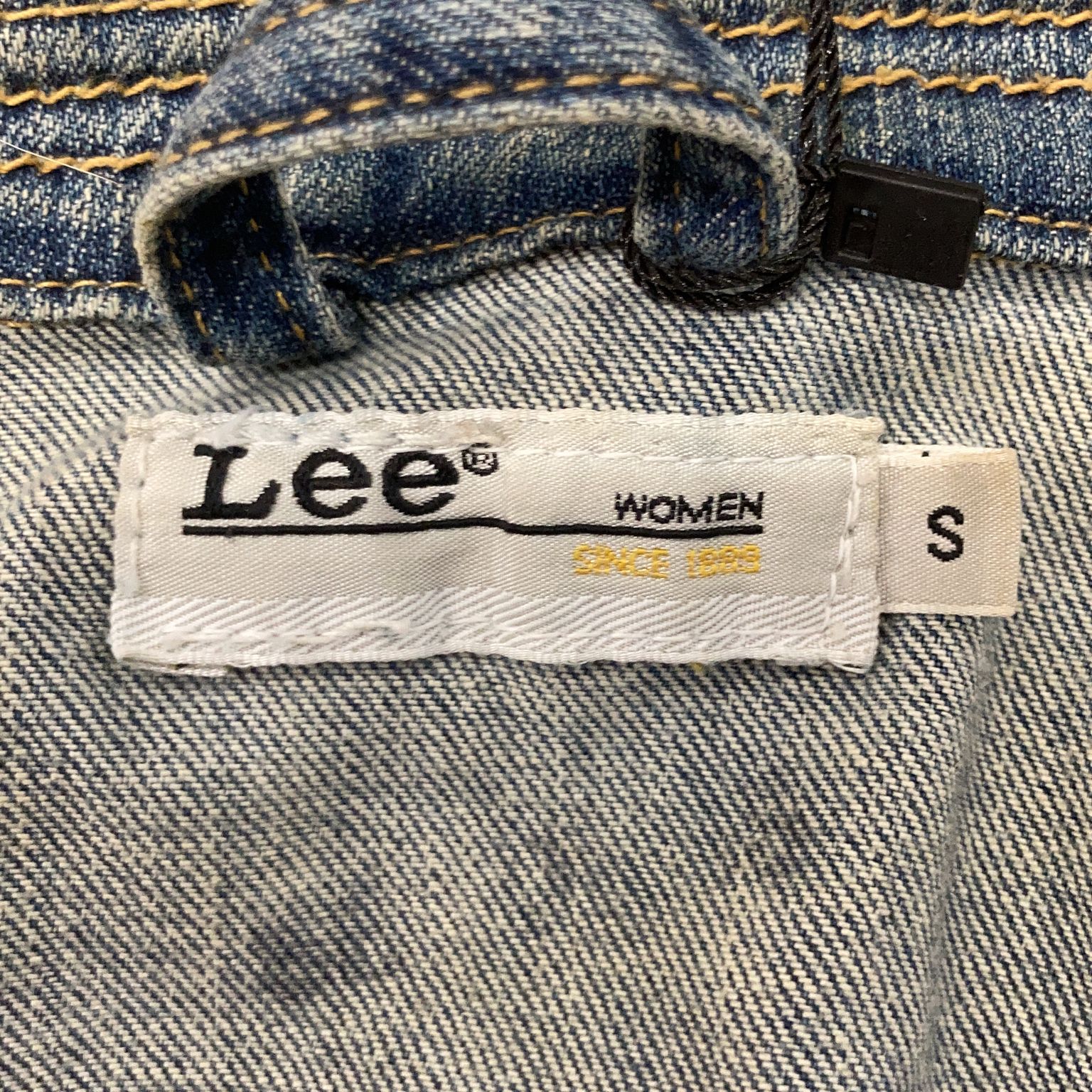 Lee