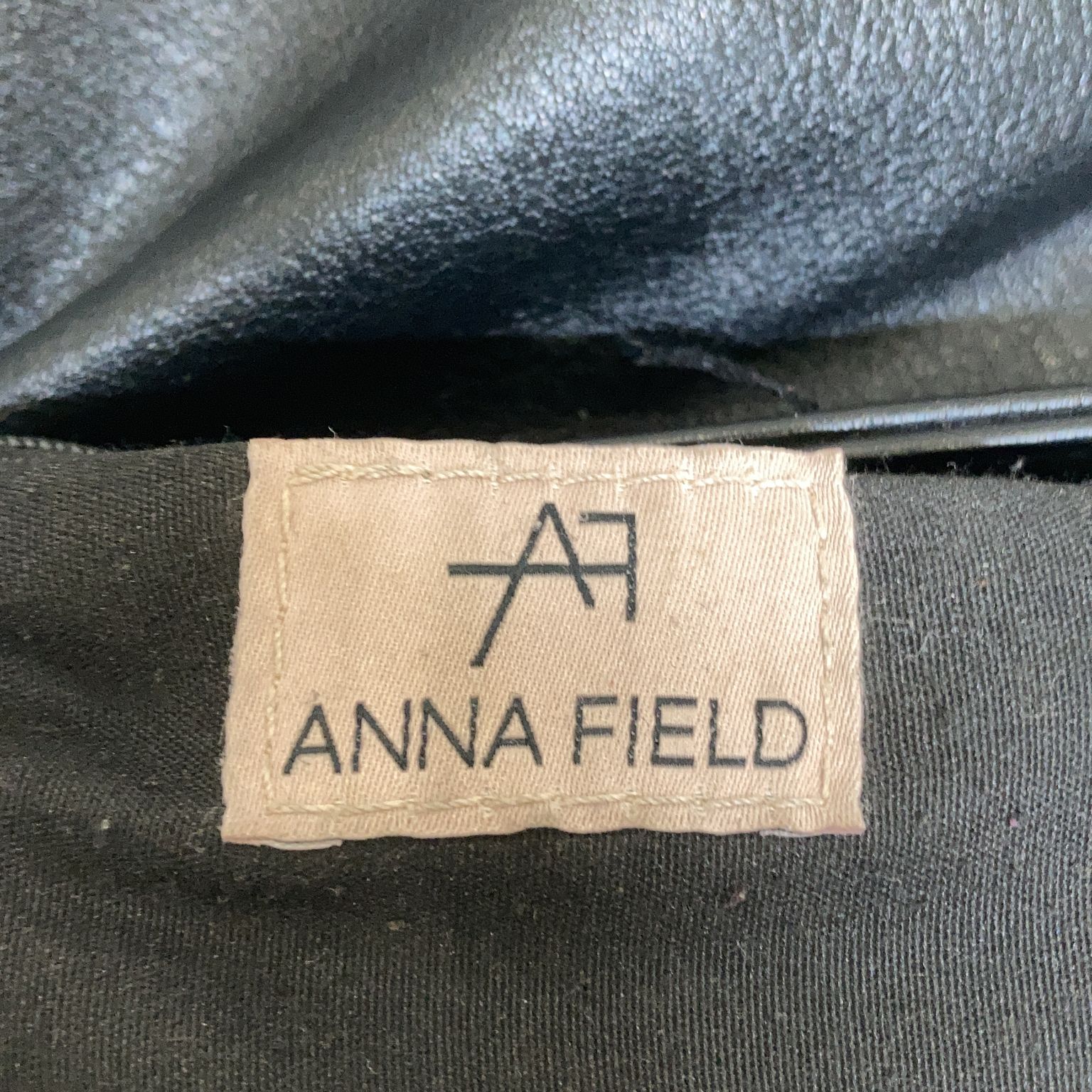 Anna Field