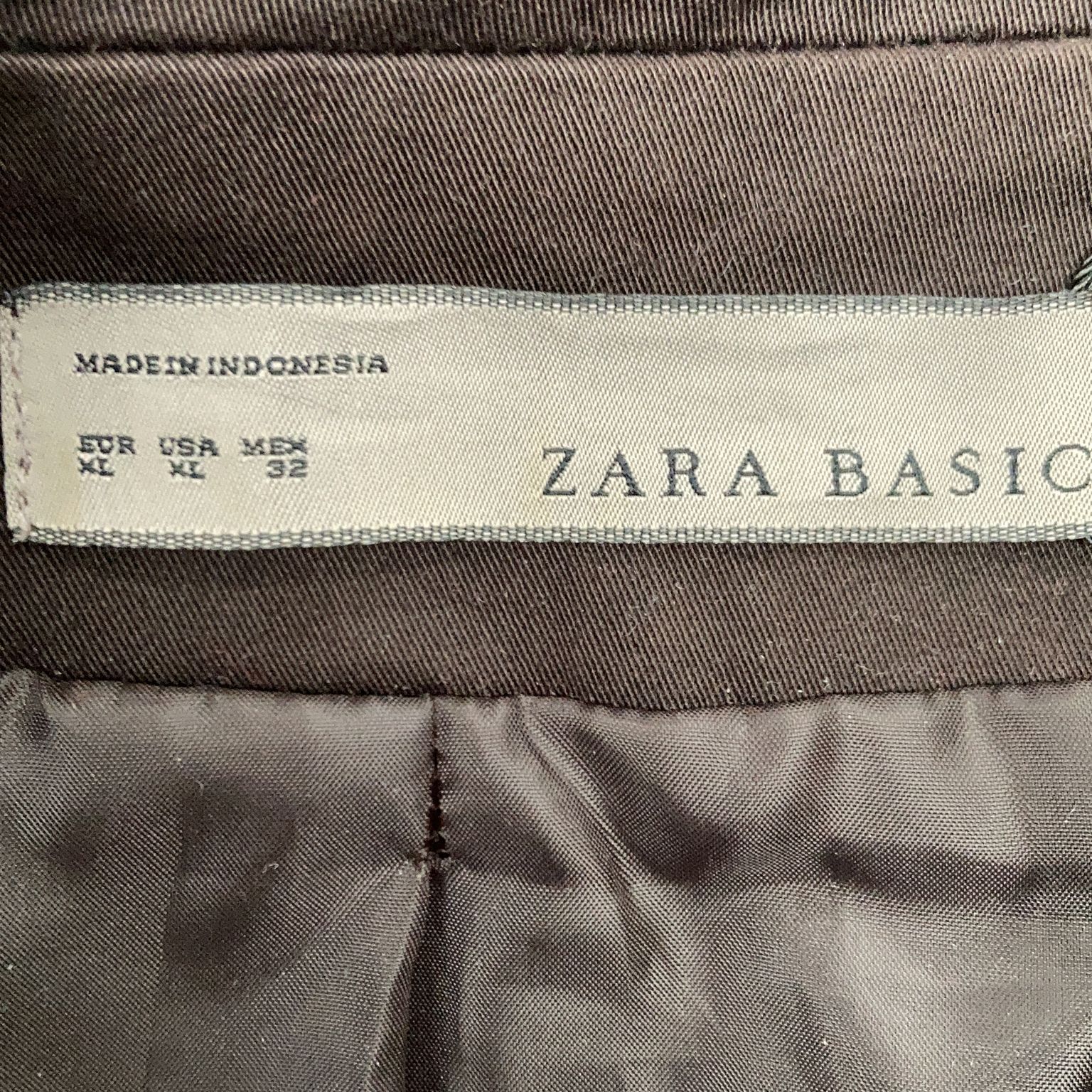 Zara Basic