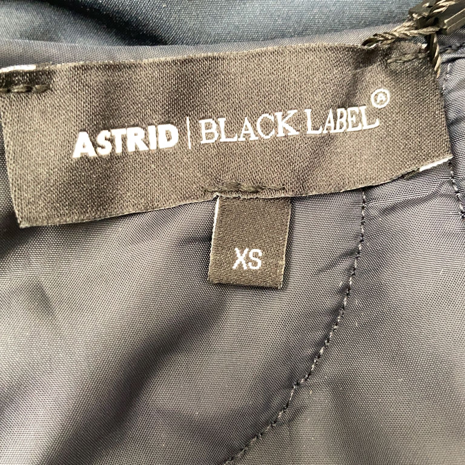 Astrid Black Label