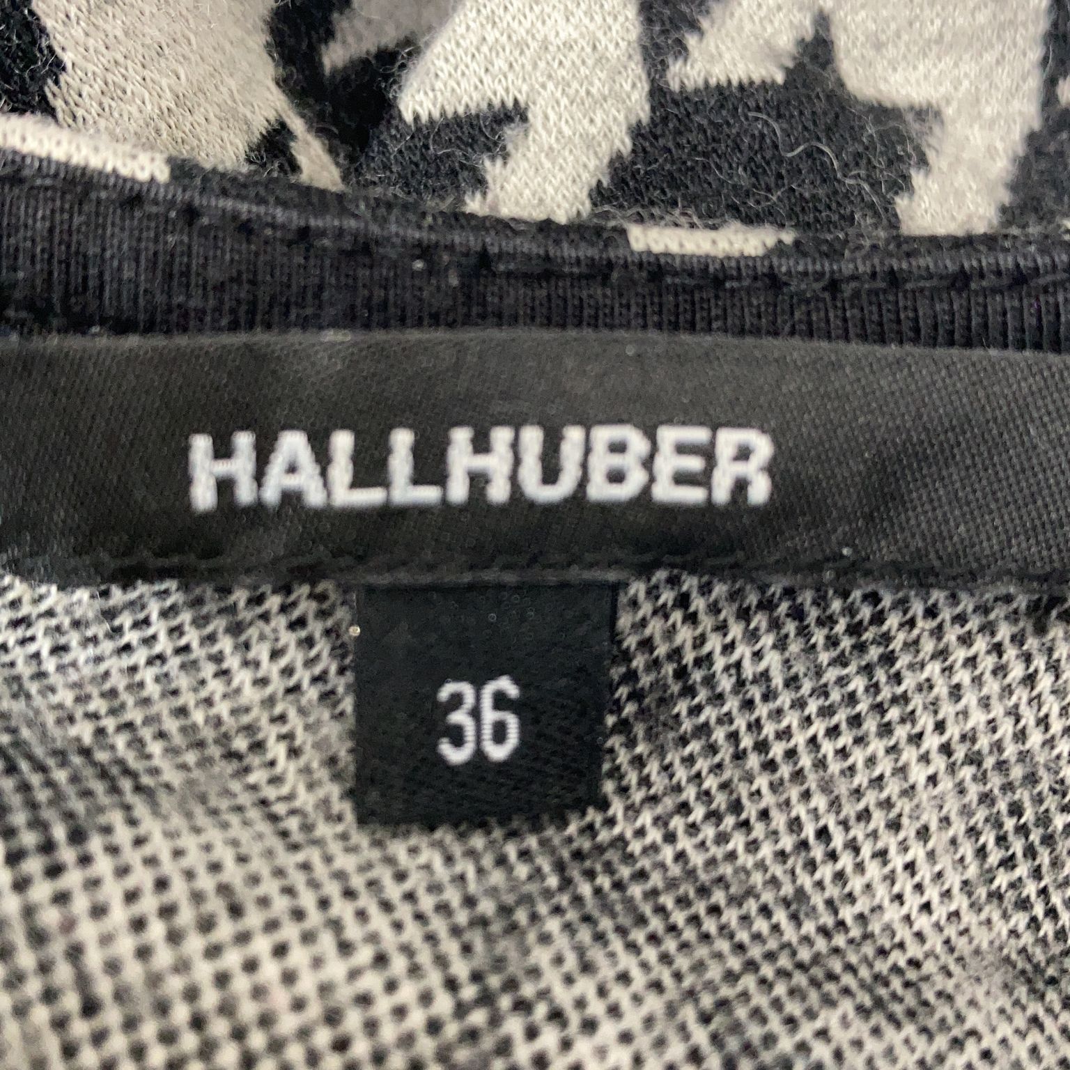 Hallhuber