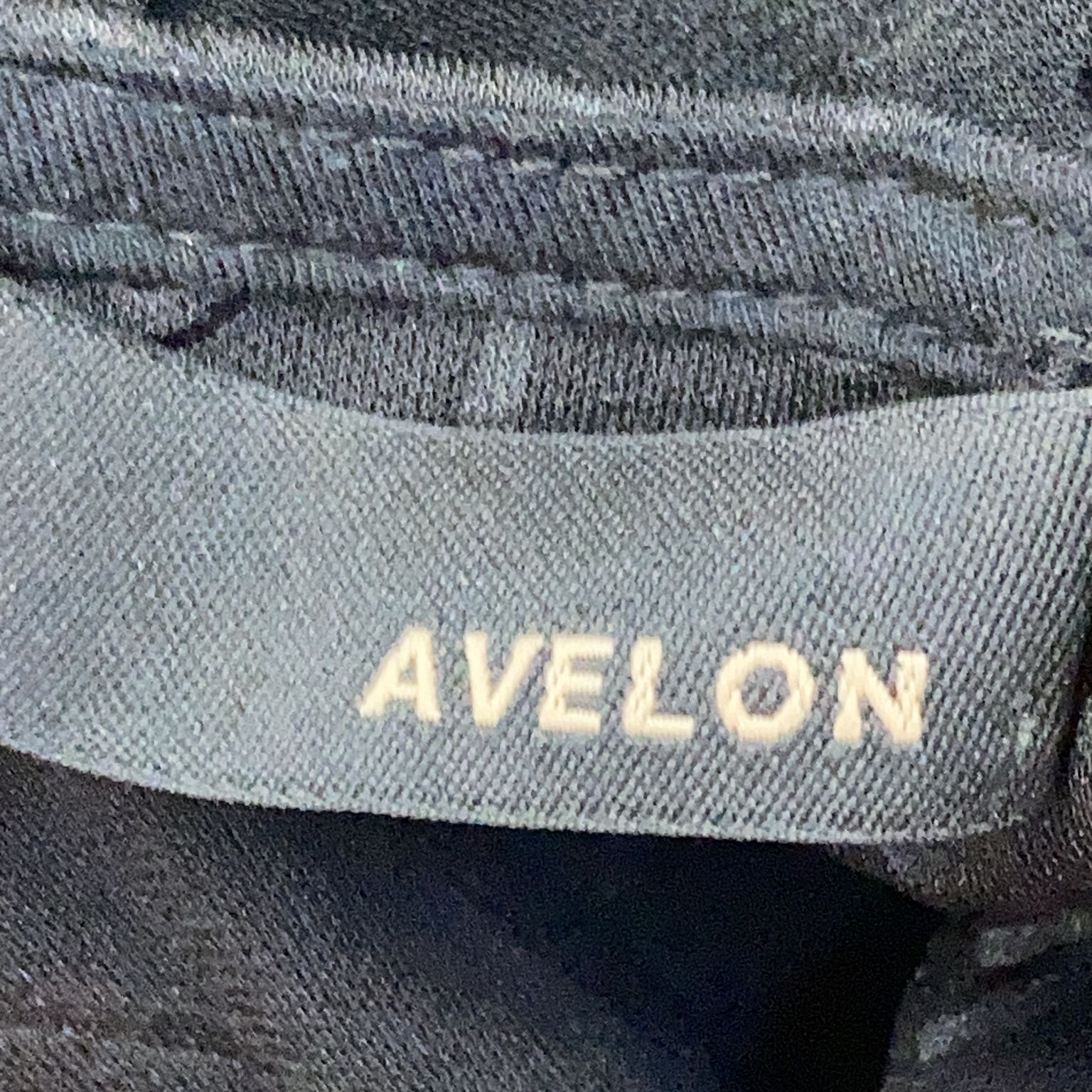 Avelon