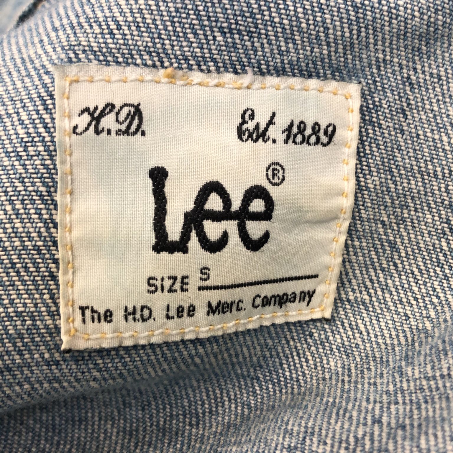 Lee