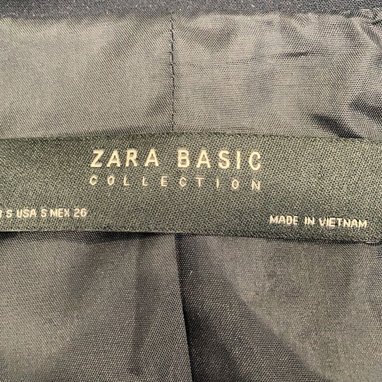 Zara Basic