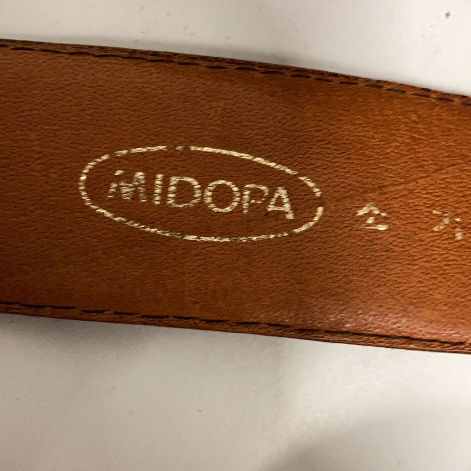 Midopa