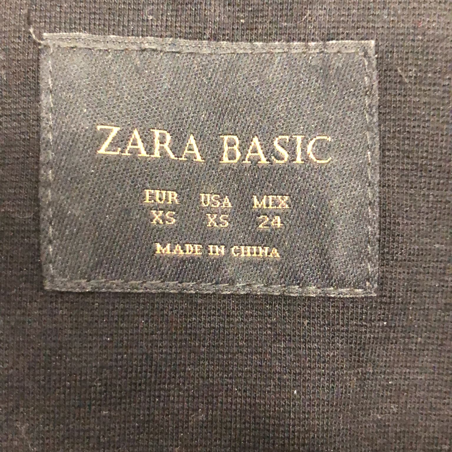 Zara Basic