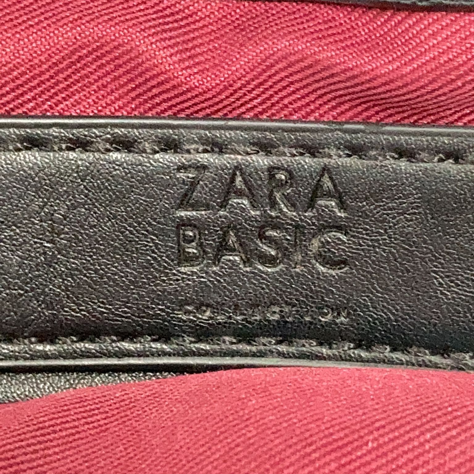 Zara Basic