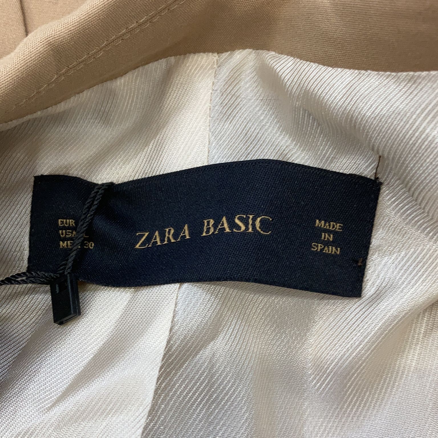 Zara Basic