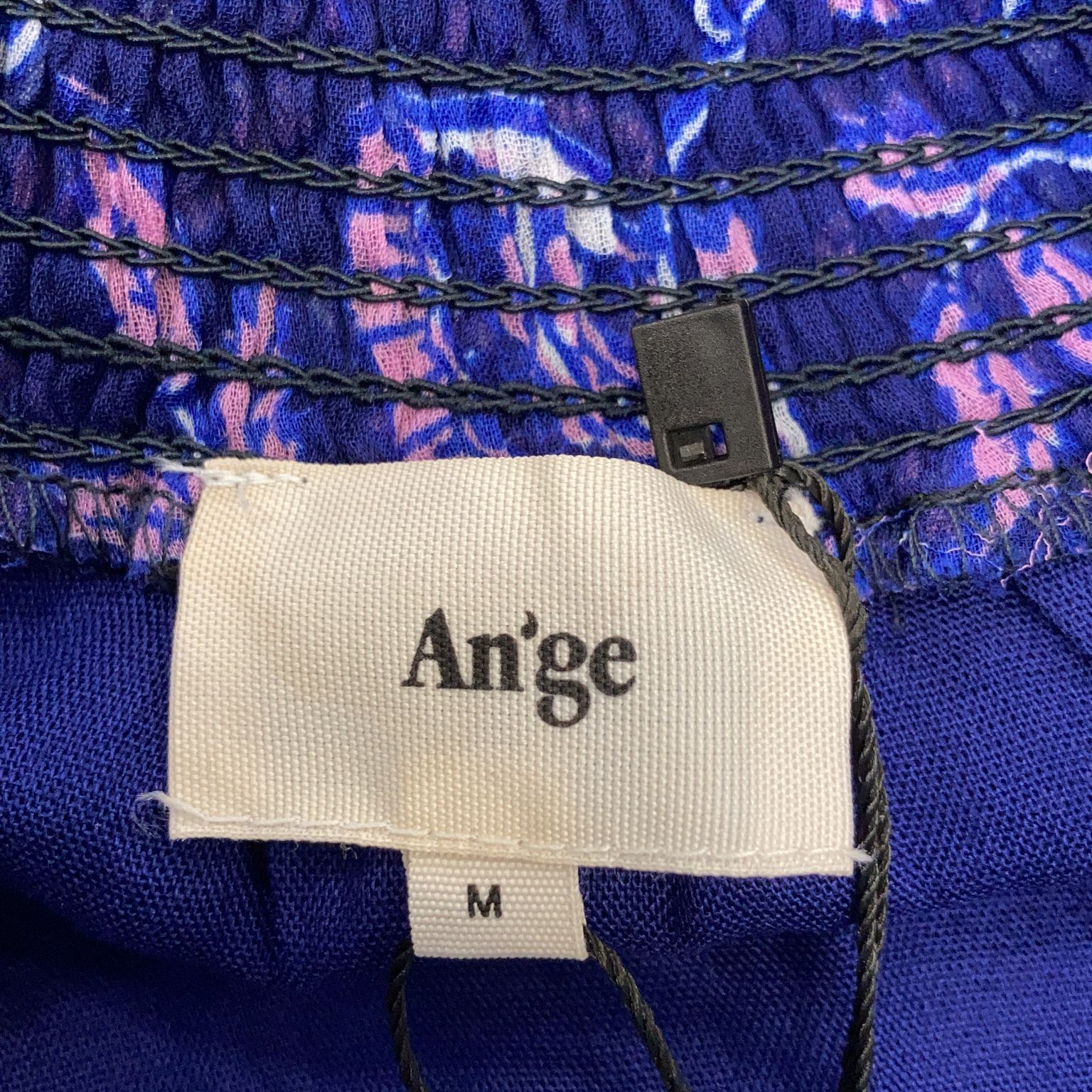 Anǵe