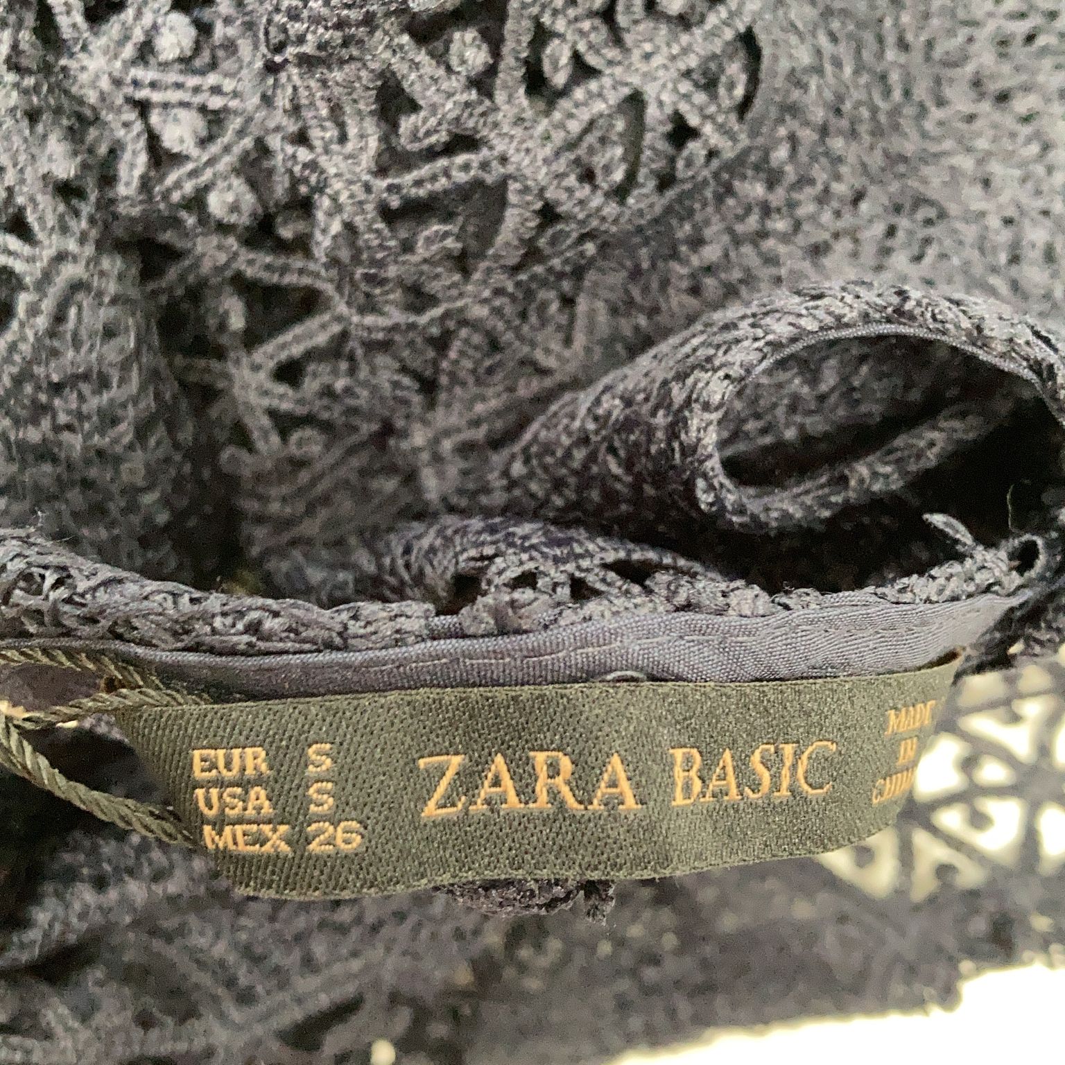 Zara Basic