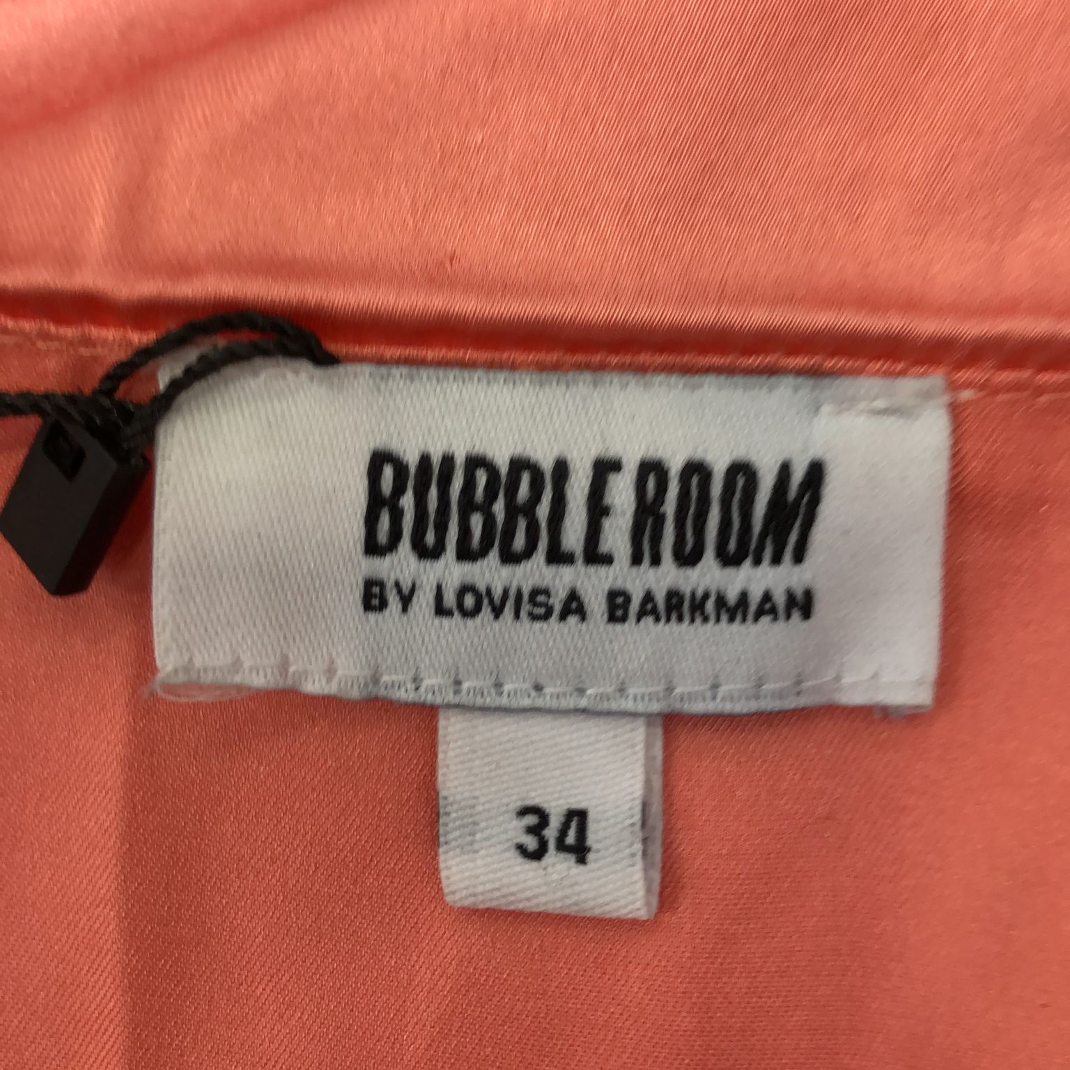 Bubbleroom by Lovisa Barkman