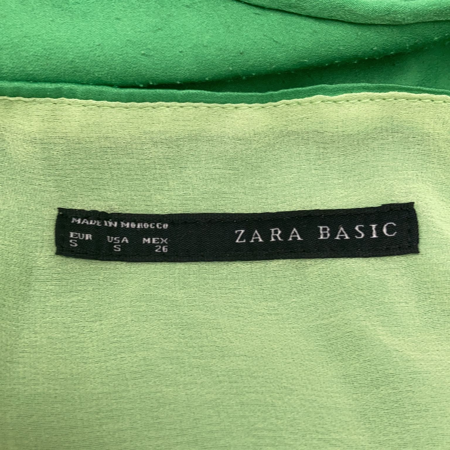 Zara Basic