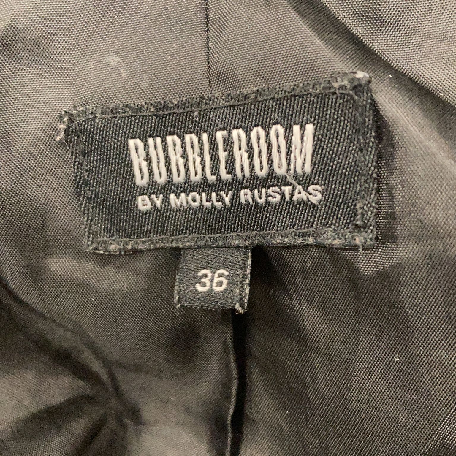 Bubbleroom by Molly Rustas