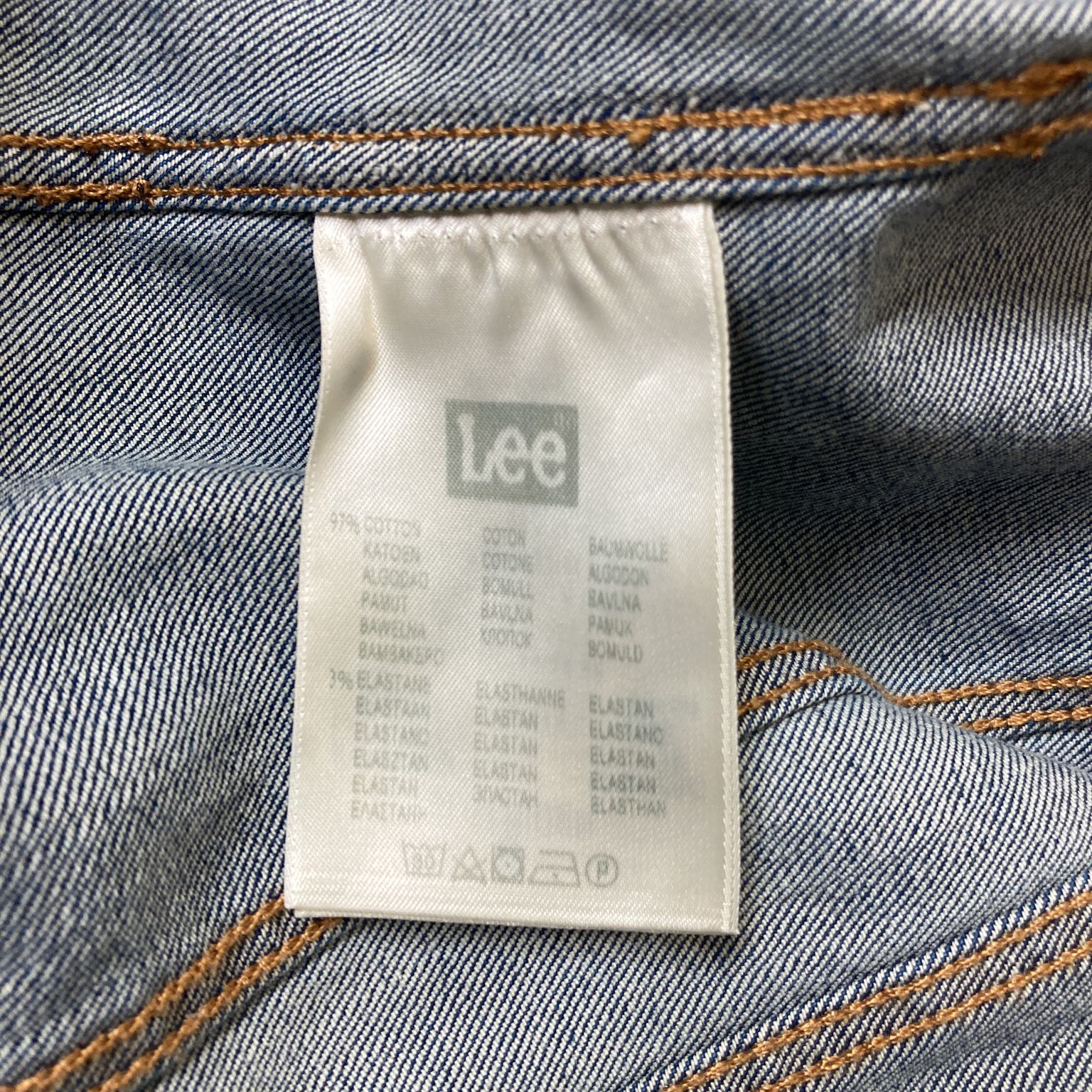 Lee