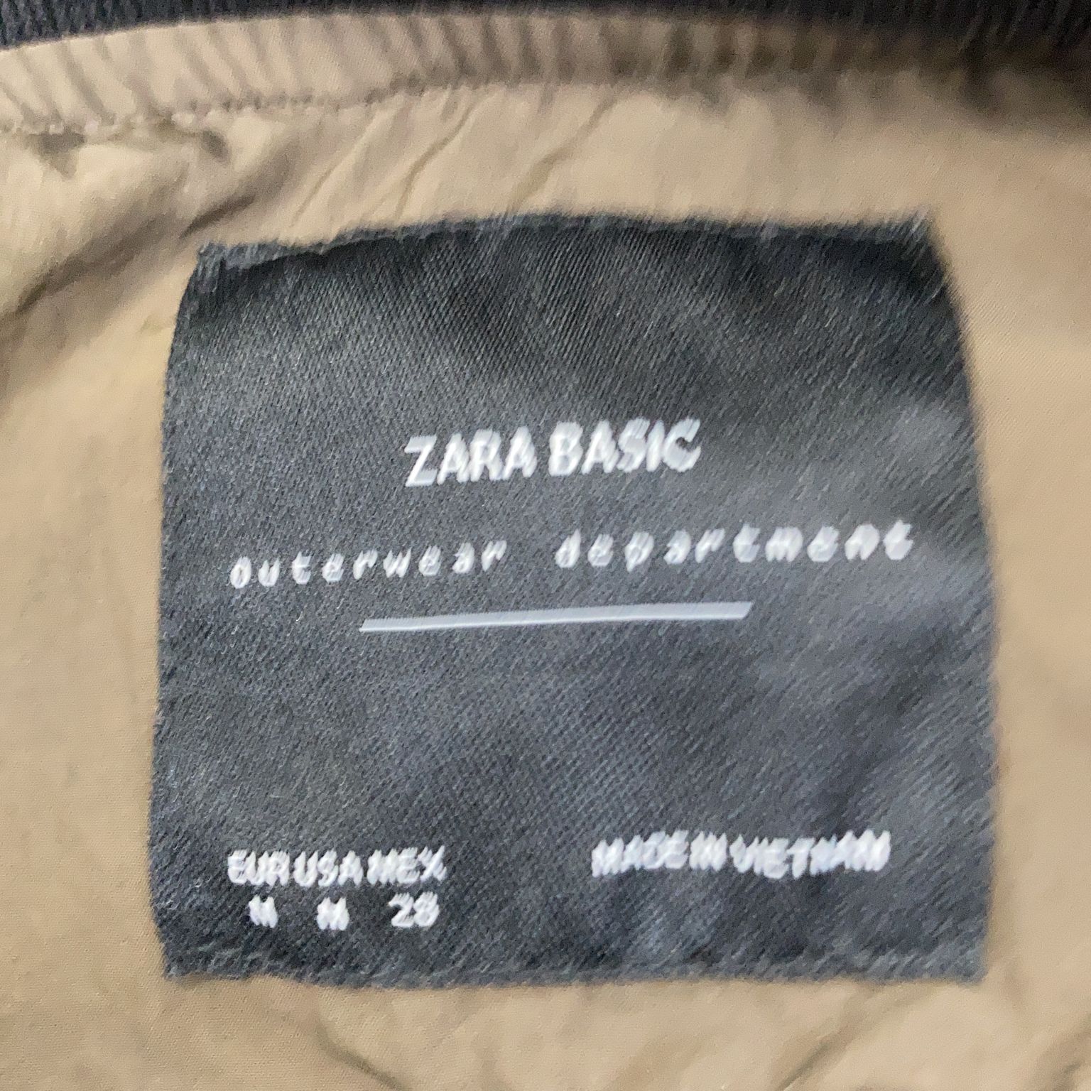 Zara Basic