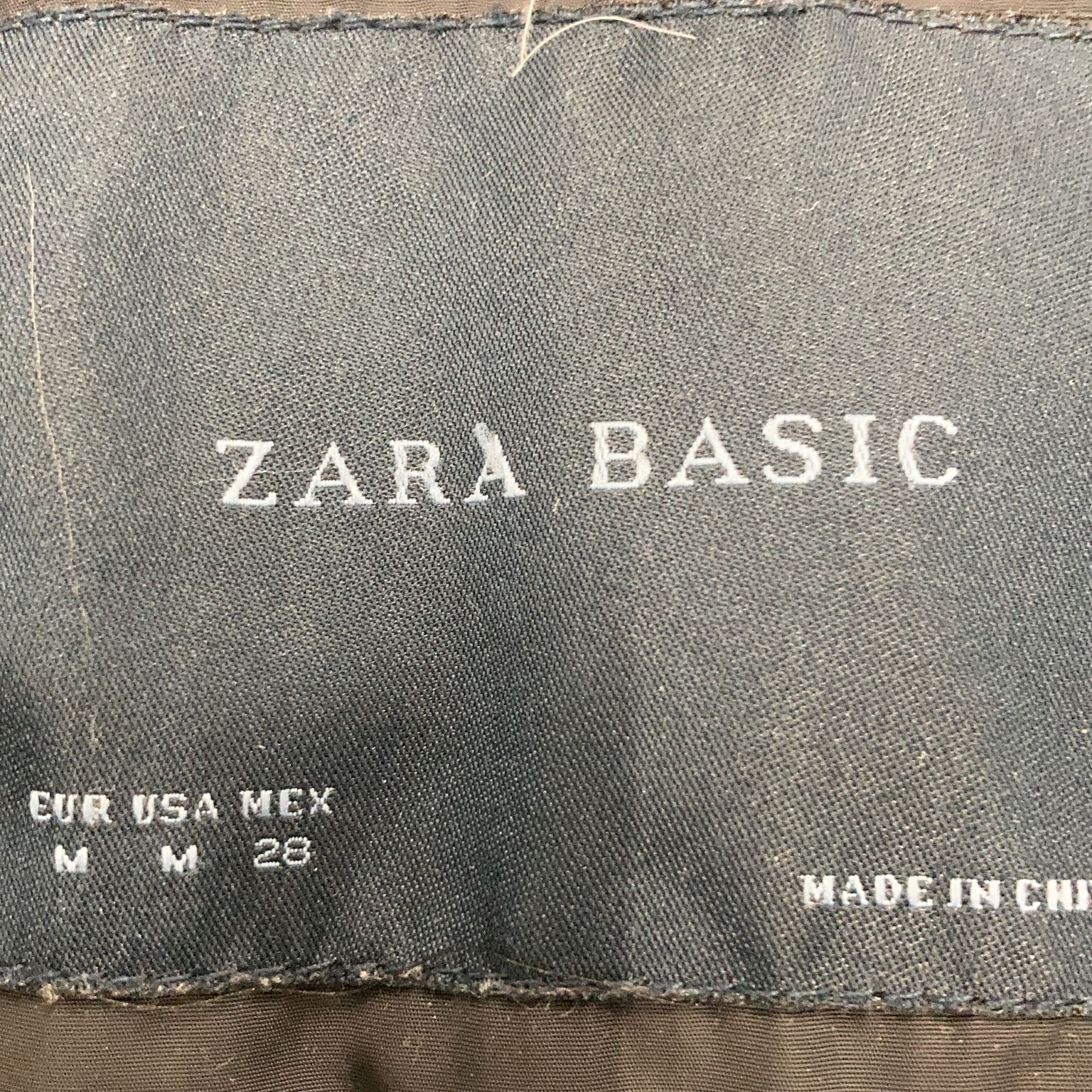 Zara Basic