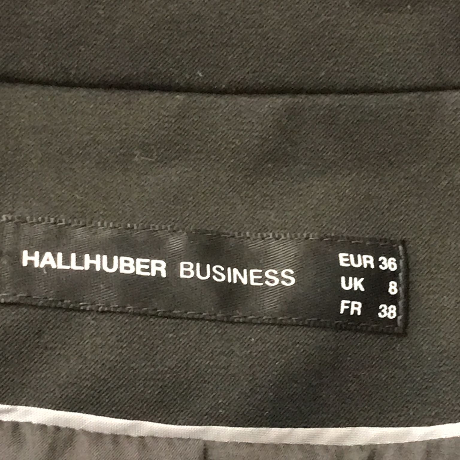 Hallhuber Business