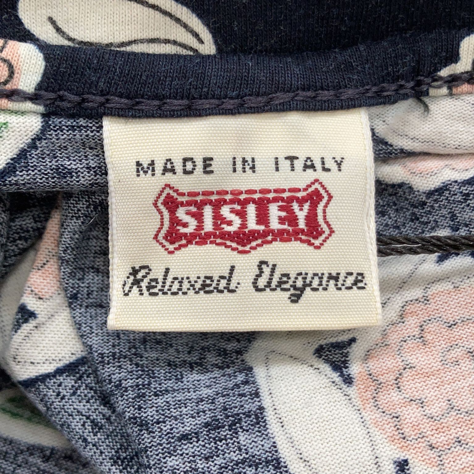 Sisley Relaxed Elegance