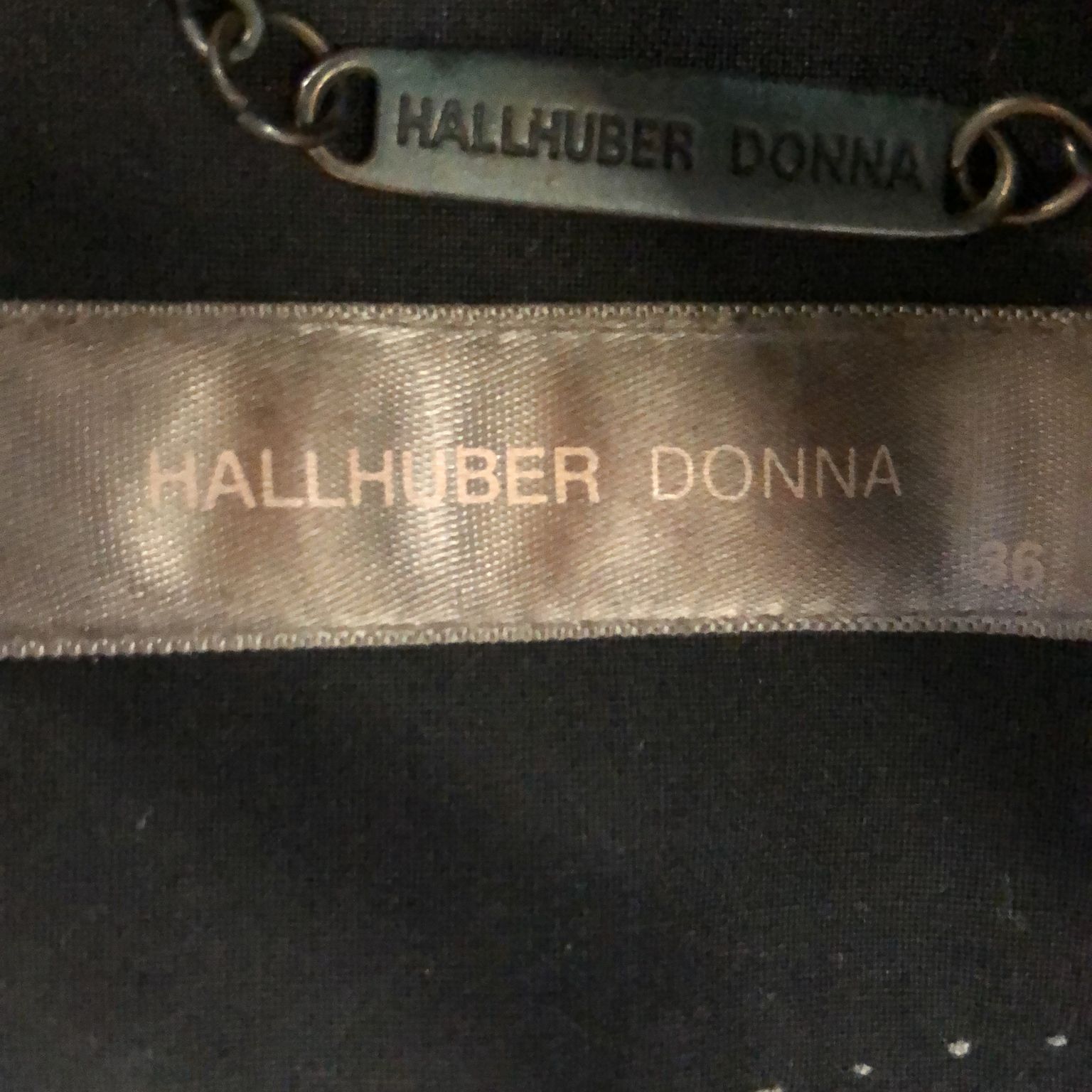 Hallhuber Donna