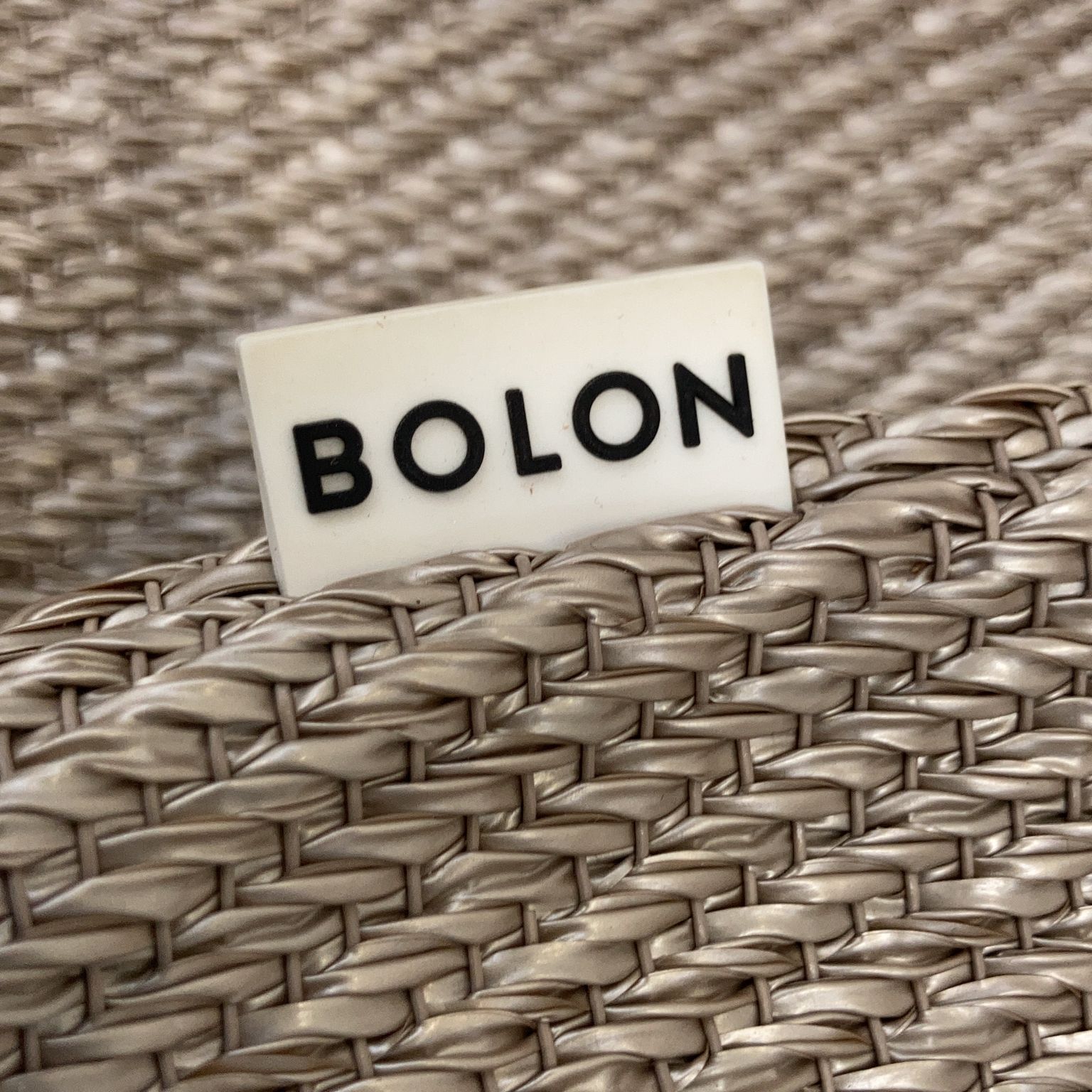 Bolon