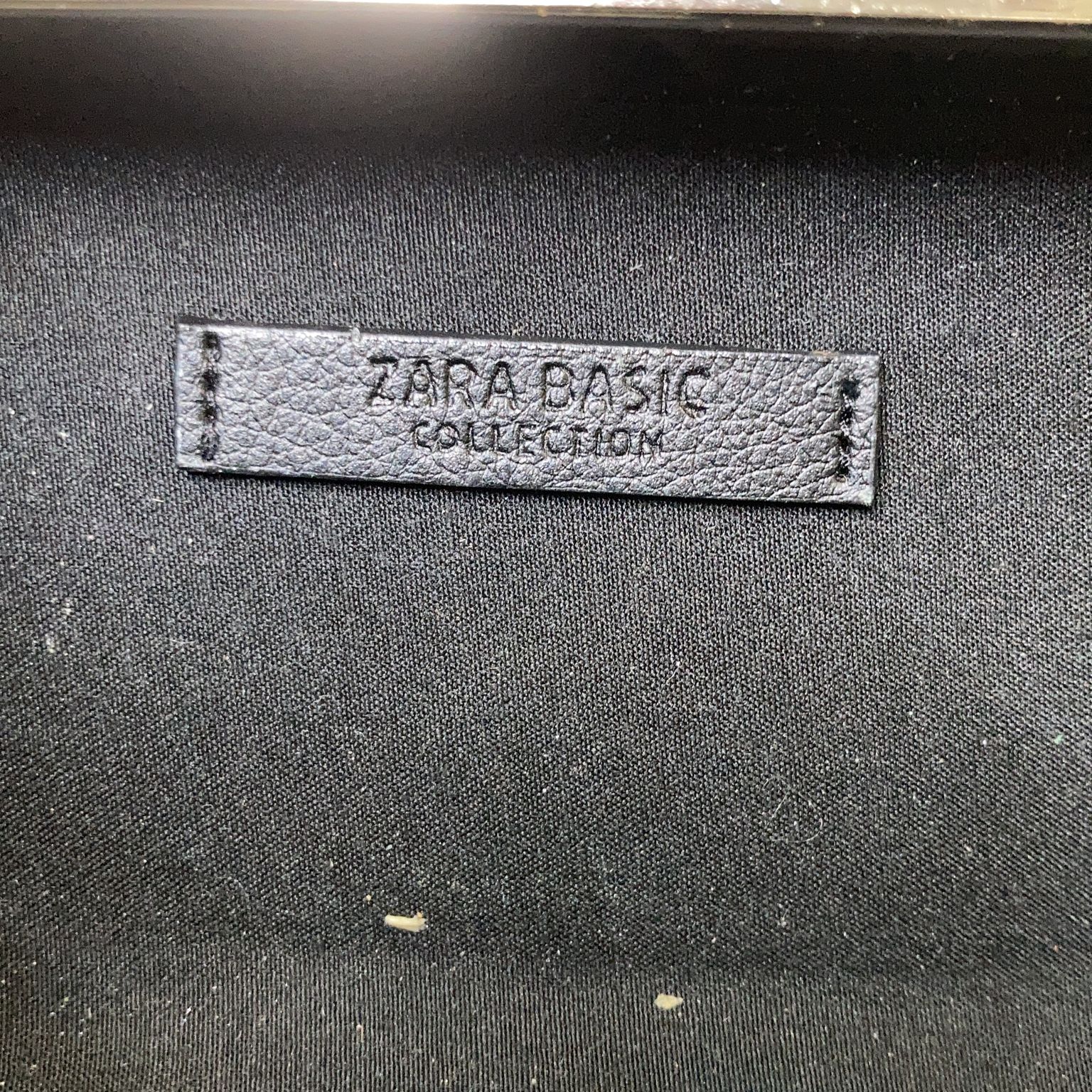 Zara Basic