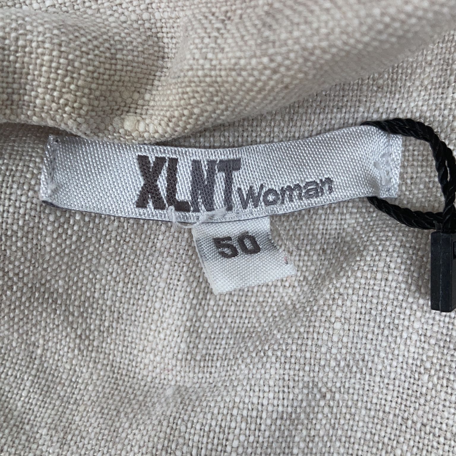 XLNT Woman