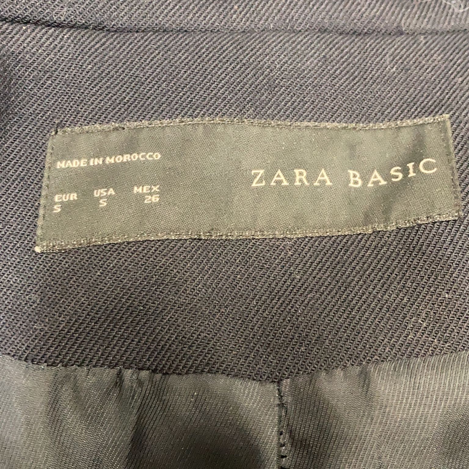 Zara Basic