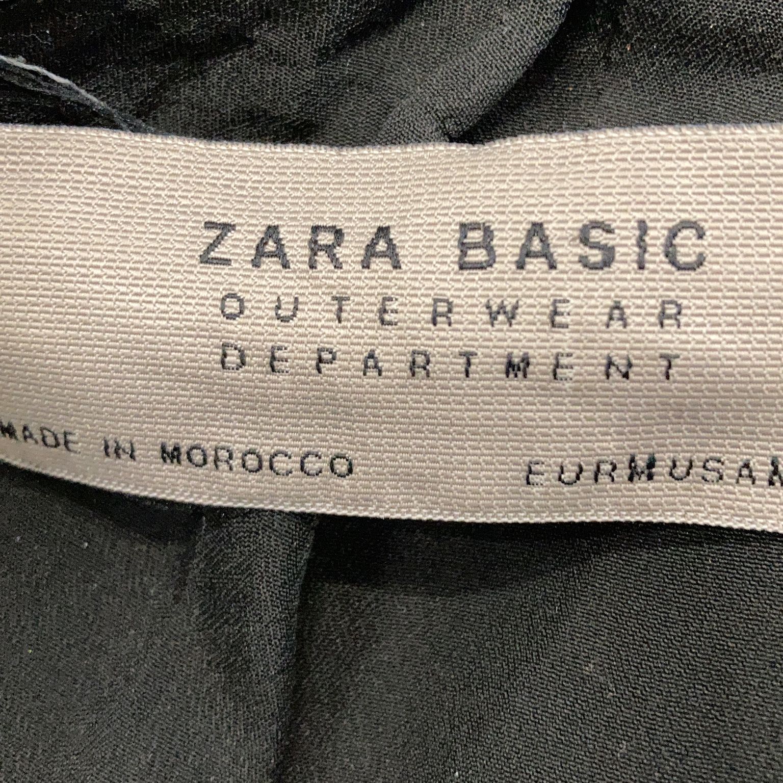 Zara Basic