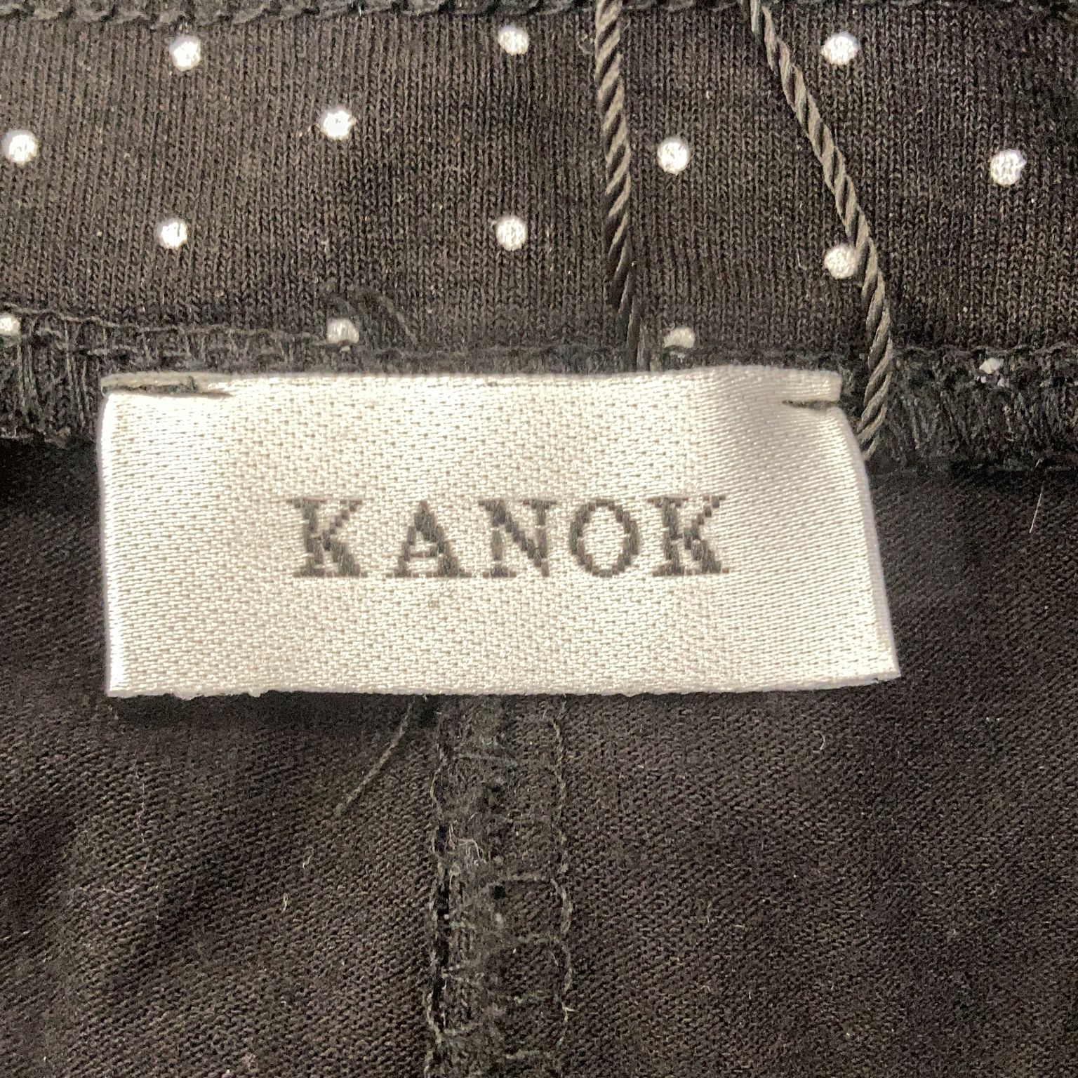 Kanok