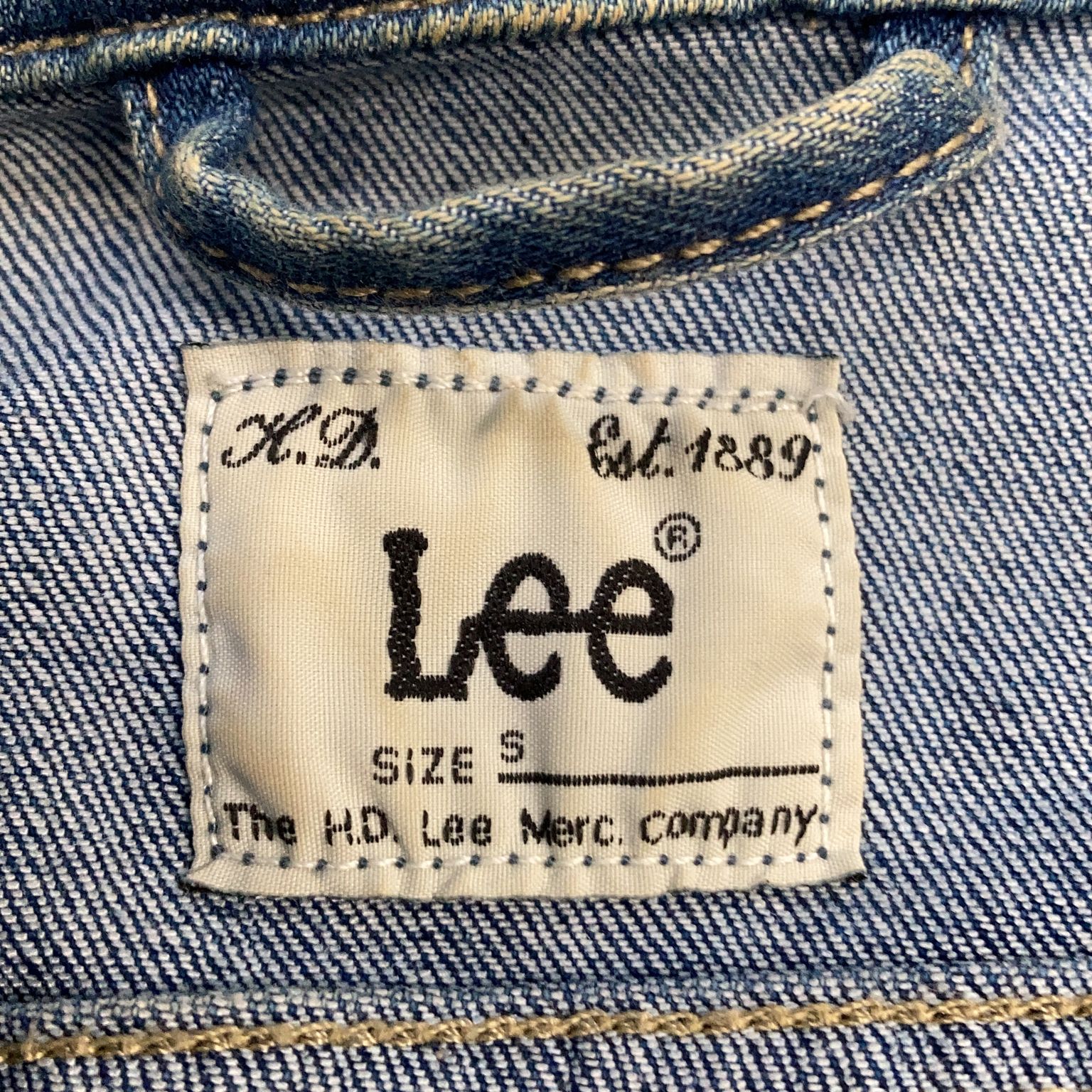 Lee