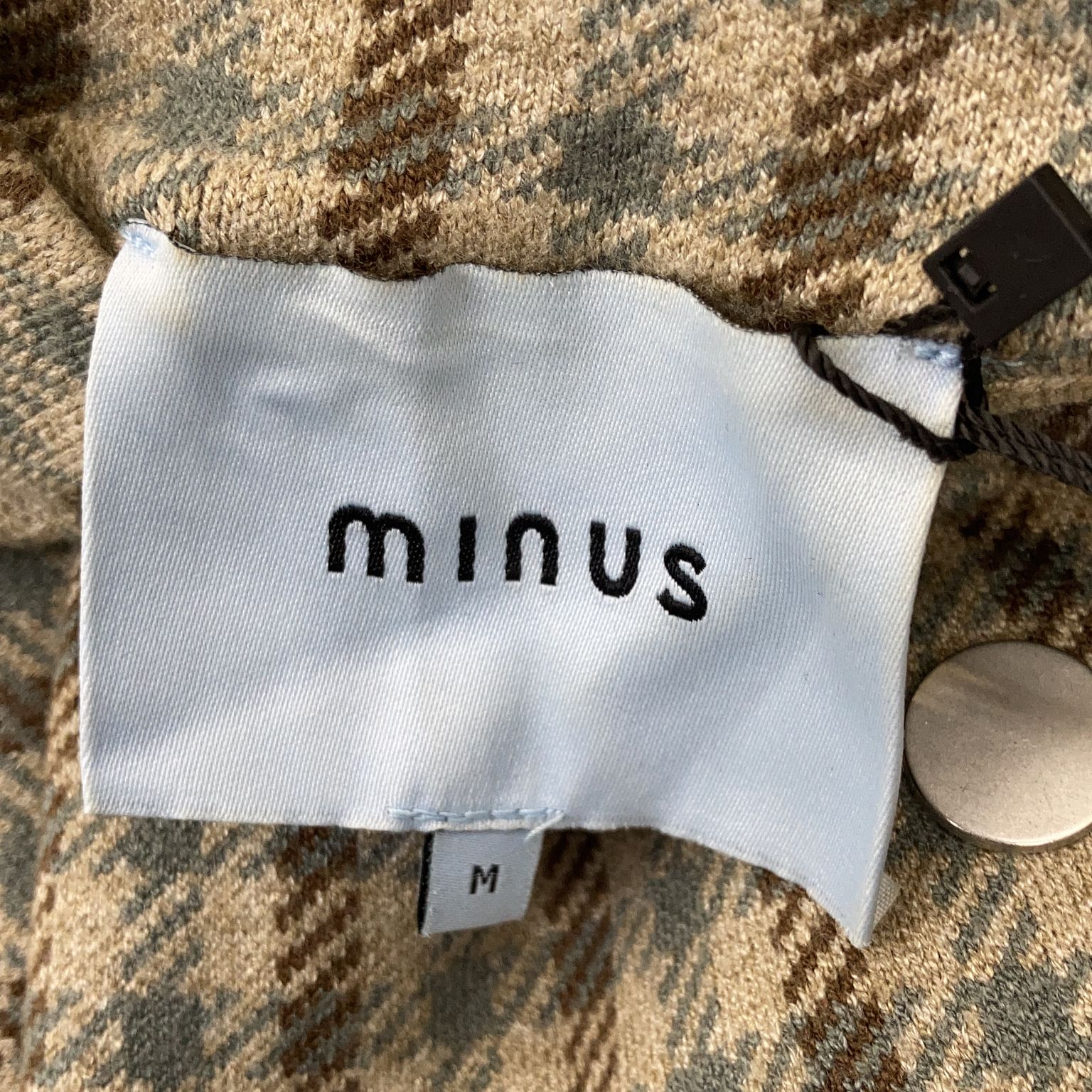 Minus