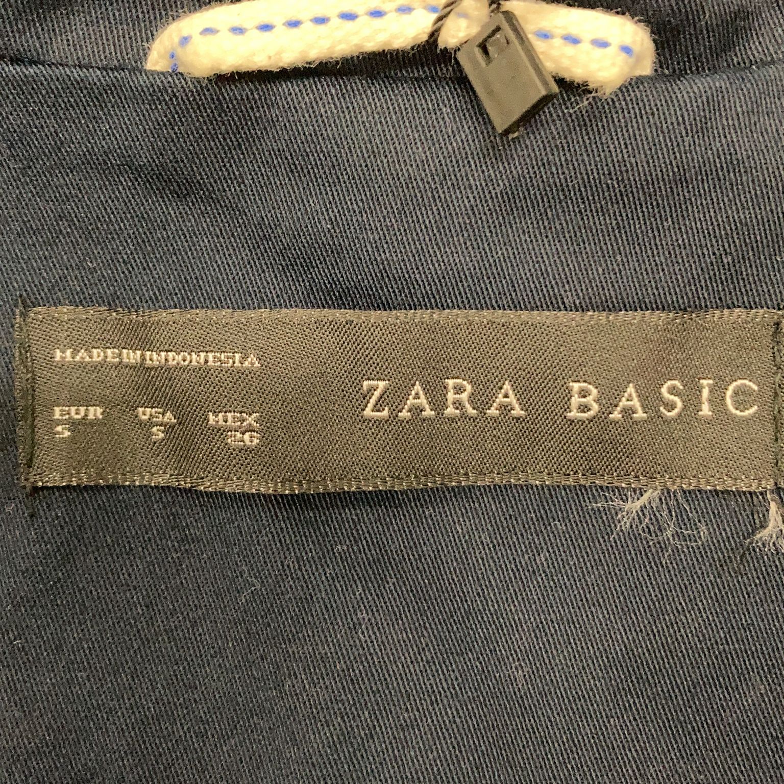 Zara Basic