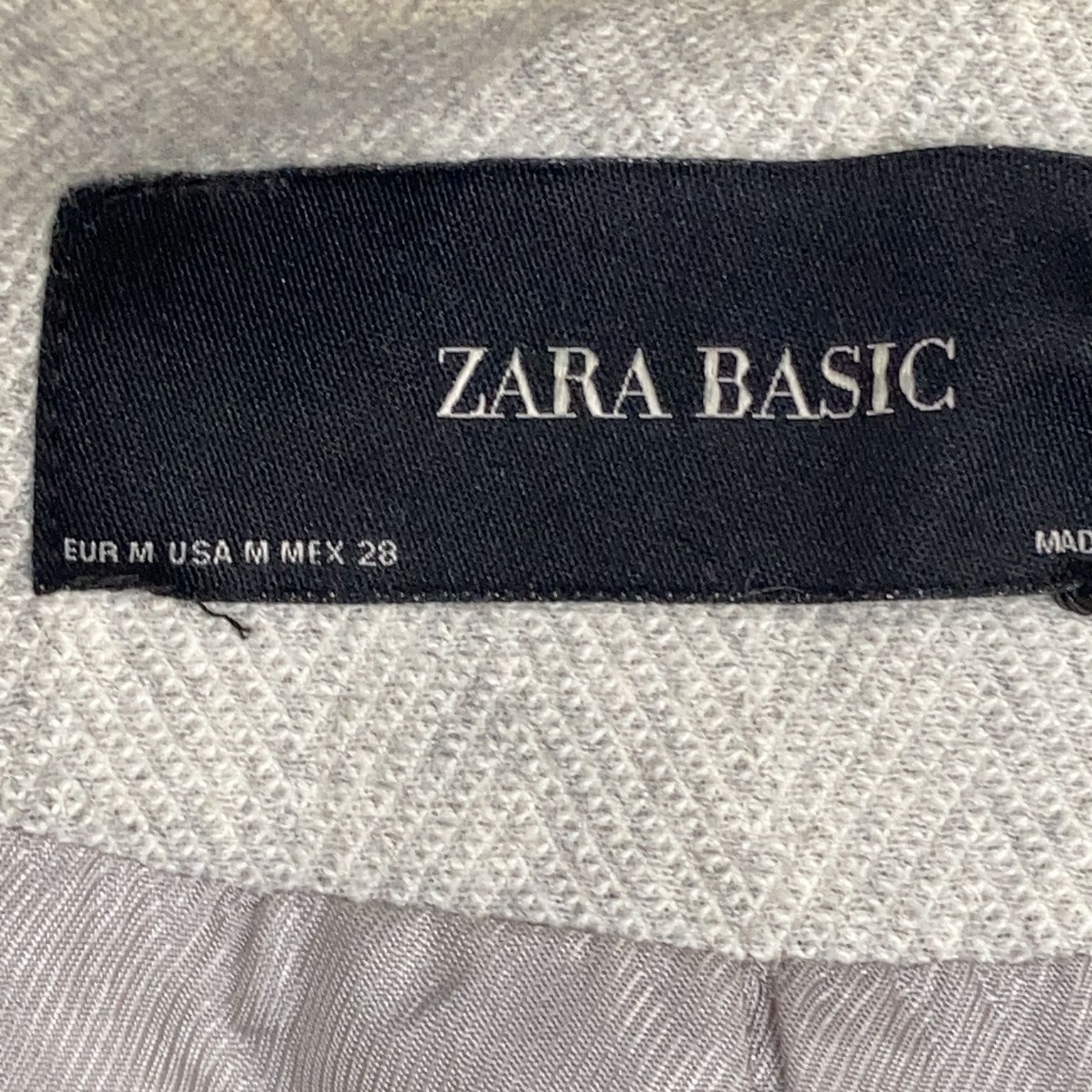 Zara Basic