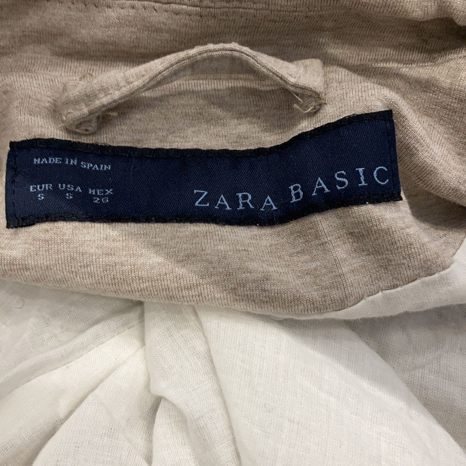 Zara Basic