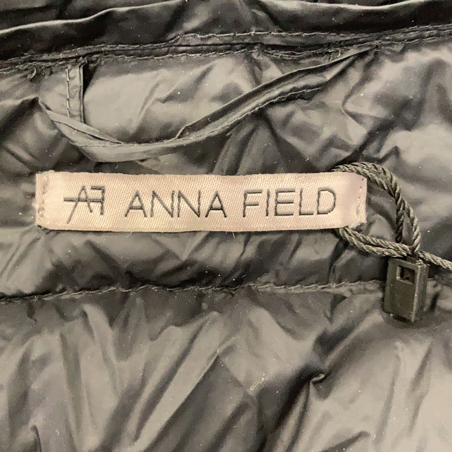 Anna Field