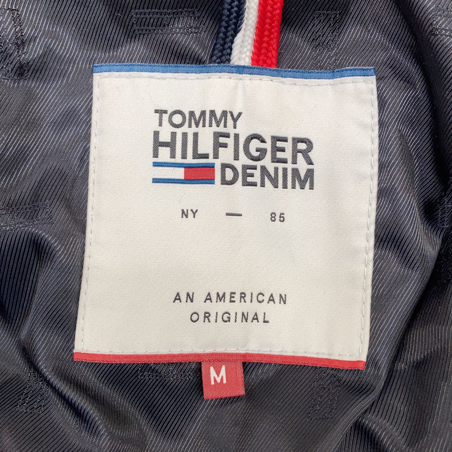 Tommy Hilfiger