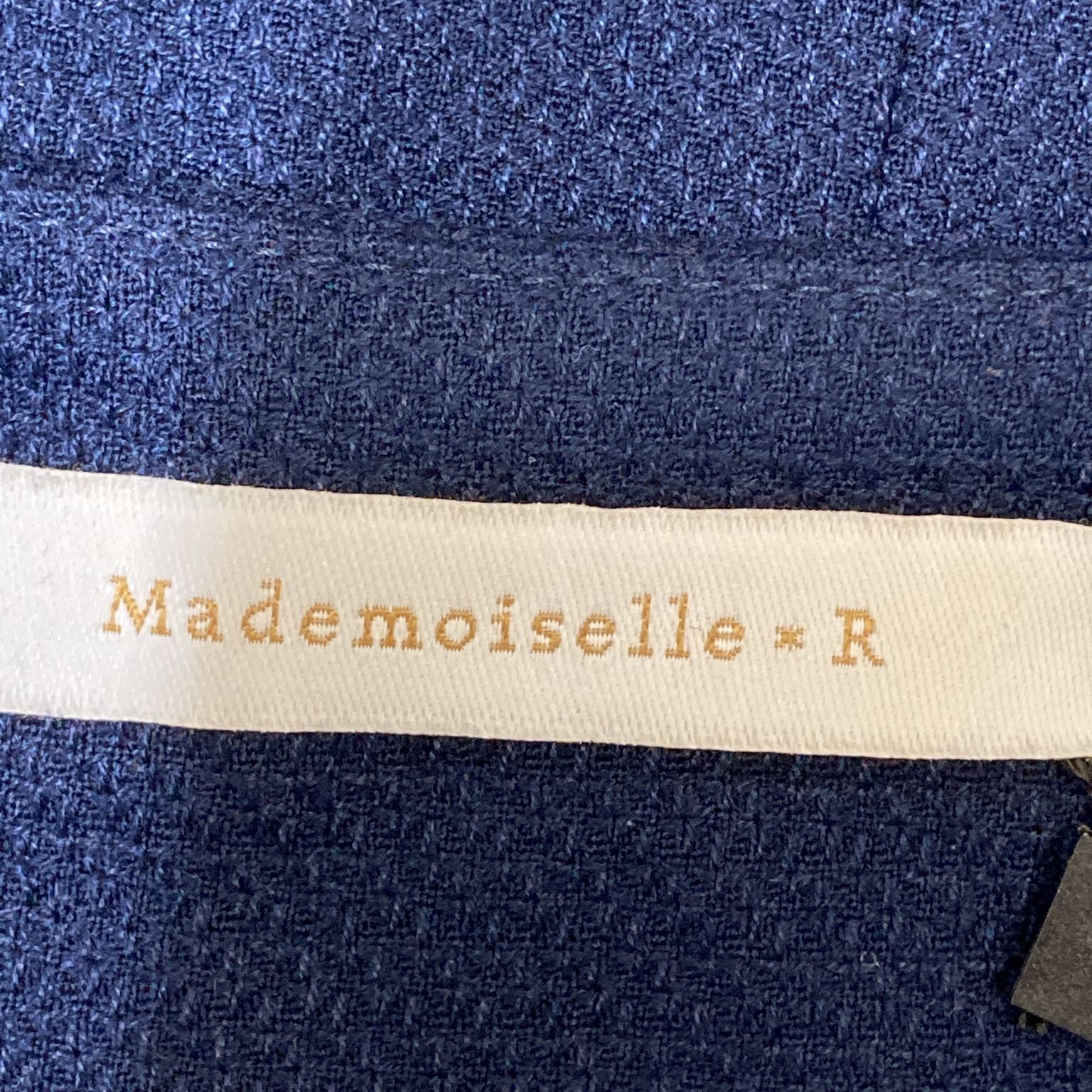 Mademoiselle R