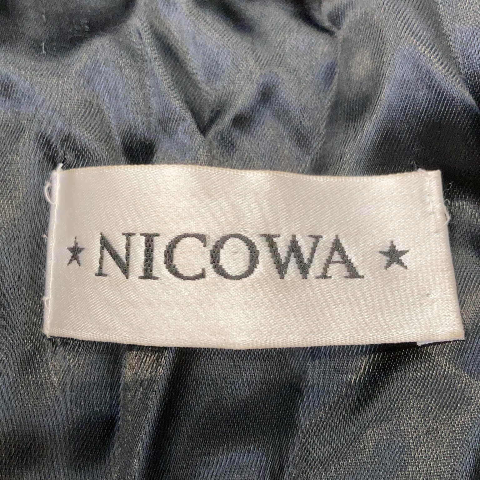 Nicowa