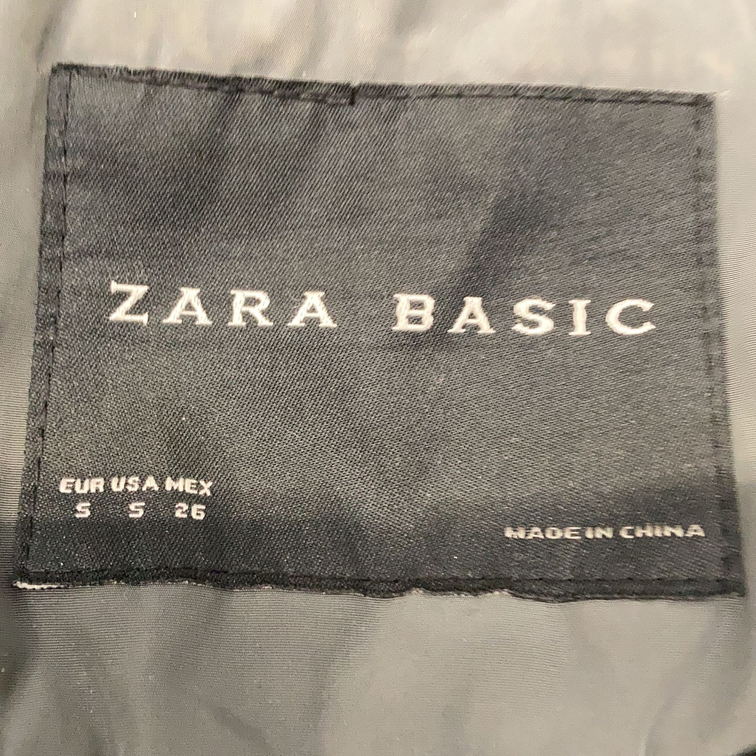 Zara Basic